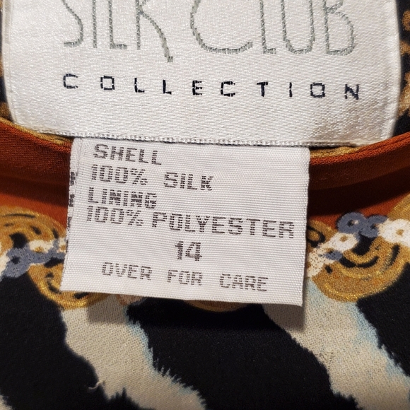 SILK CLUB COLLECTION 100% SILK ANIMAL PRINT SKIRT - Picture 2 of 5